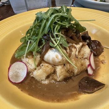 Scratch Kitchen - MARSALA ROASTED MUSHROOOM GRITS - Breakfast & Brunch Near Me - Honolulu, Hawaii