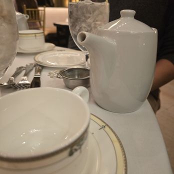 The Drake - Hotels Near Me - Chicago, Illinois