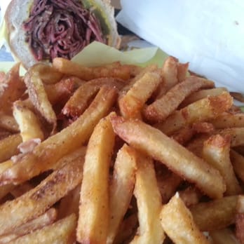 Daglas Drive In - world's best fries - Burgers Near Me - Winnetka, California
