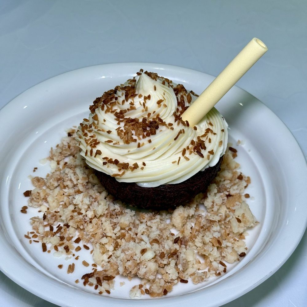 Palm Palm - Coconut Mirage - coconut mousse, pineapple compote, pineapple cremeux, coconut/tequila whipped ganache, coconut crunch - Bars Near Me - Pittsburgh, Pennsylvania Palm Palm - Coconut Mirage - coconut mousse, pineapple compote, pineapple cremeux, coconut/tequila whipped ganache, coconut crunch - Bars Near Me - Pittsburgh, Pennsylvania