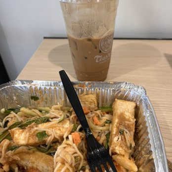 RollPlay Rosslyn - Vietnamese Near Me - Arlington, Virginia