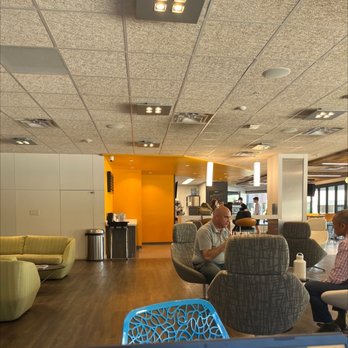 Press Coffee - Biltmore Center - Inside - Coffee & Tea Near Me - Phoenix, Arizona
