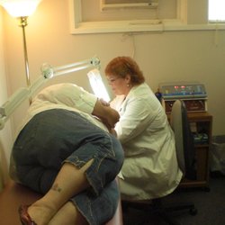 Uptowne Image Electrolysis - Treatment room