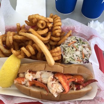 Bill's Seafood Restaurant - Lobster roll - Seafood Near Me - Westbrook, Connecticut