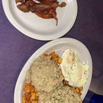 Nova Cafe - Breakfast & Brunch Near Me - Bozeman, Montana
