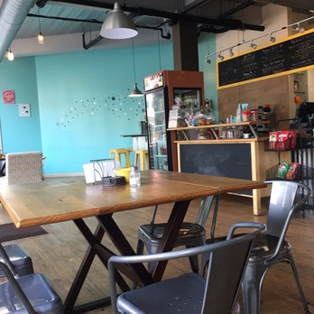 Leisha's Bakeria - Quick snap of the cute, clean decor - Breakfast & Brunch Near Me - Bridgeport, Connecticut