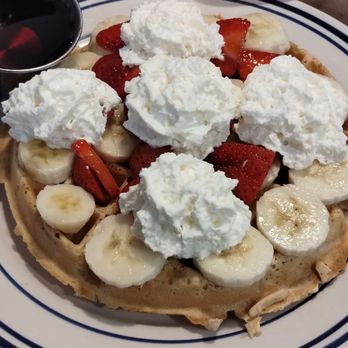 Uncle Pete's Cafe - Belgium waffle with banana and strawberry - American Near Me - Westminster, California
