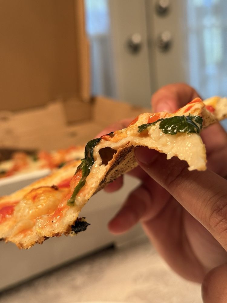 Food from Ike’s Artisan Pizza