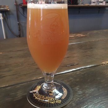 Black Horizon Brewing Company - Breweries Near Me - Willowbrook, Illinois