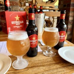 Amour Amour - Estrella Spanish lager beer