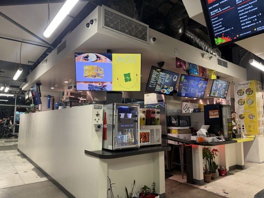 LA Chef's Kitchens by null