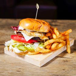 Burger Vault - Orlando - Egg bacon burger