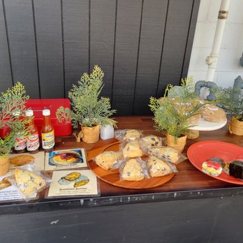 Kakaako Eats - Some grab and go items including baked goods from Honolulu Baking Company - Coffee & Tea Near Me - Honolulu, Hawaii