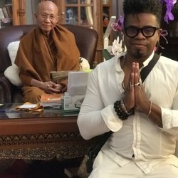Chaiya Meditation Monastery - Me & senior Monk ..