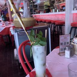 Coconut fruit mojito