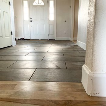 RMZ Tile - a view of the entryway of a home - Flooring Near Me RMZ Tile - a view of the entryway of a home - Flooring Near Me