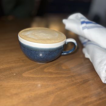 Betts - Latte - New American Near Me - Cleveland, Ohio