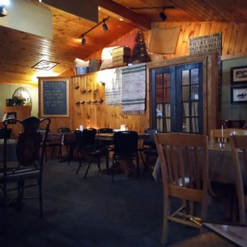 Ribs N' Bones - Ambiance - American Near Me - Warren, Pennsylvania