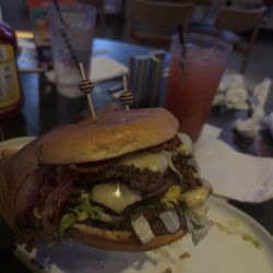 BUSTER'S BACON SMASHED BURGER
