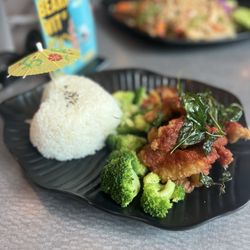 Kiin Extraordinary Thai - Fish Fillet Pad Ped entree.
