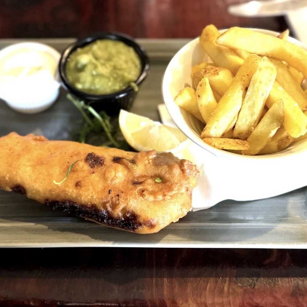 Lynham's Hotel - Fish and Chips with Mushy Peas - Hotels Near Me - Laragh, WW Lynham's Hotel - Fish and Chips with Mushy Peas - Hotels Near Me - Laragh, WW