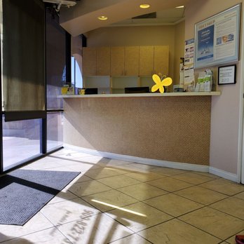 Morningside Dental Group - Small lobby. 7 chairs - General Dentistry Near Me - Fontana, California Morningside Dental Group - Small lobby. 7 chairs - General Dentistry Near Me - Fontana, California