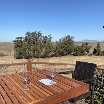 Harmony Cellars - Tasting deck - Wineries Near Me - Harmony, California Harmony Cellars - Tasting deck - Wineries Near Me - Harmony, California