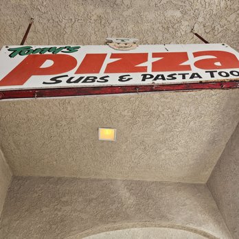 Tony's Pizza - Pizza Near Me - Boulder City, Nevada