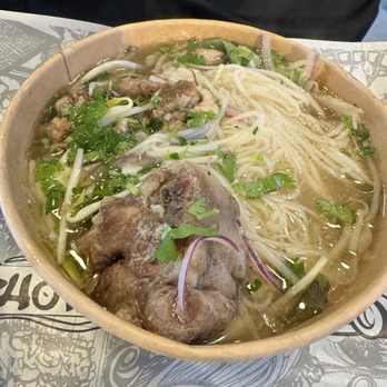 Phowheels - Ox-tail Pho - Food Trucks Near Me - Burtonsville, Maryland