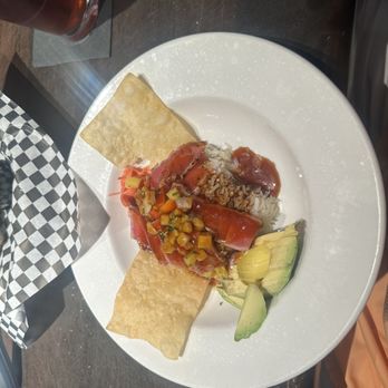 Bullfish Grill - Ahí Tuna Bowl - Steakhouses Near Me - Pigeon Forge, Tennessee