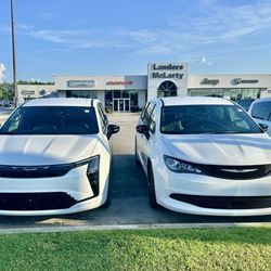 Landers McLarty Dodge Chrysler Jeep Ram - 27 vs 26 front end of Chrysler Pacifica