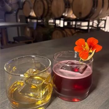 Forward Slash - Thornhurst on the rocks - Distilleries Near Me - Winter Park, Florida