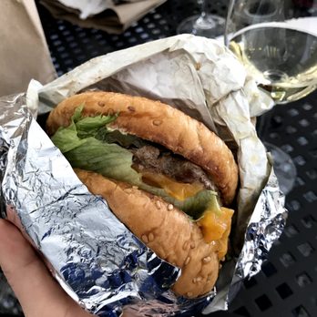Rocklands Farm Winery - Frederick County Burger - CSA Near Me - Poolesville, Maryland Rocklands Farm Winery - Frederick County Burger - CSA Near Me - Poolesville, Maryland