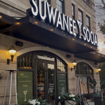 Suwanee Social - Bars Near Me - Suwanee, Georgia