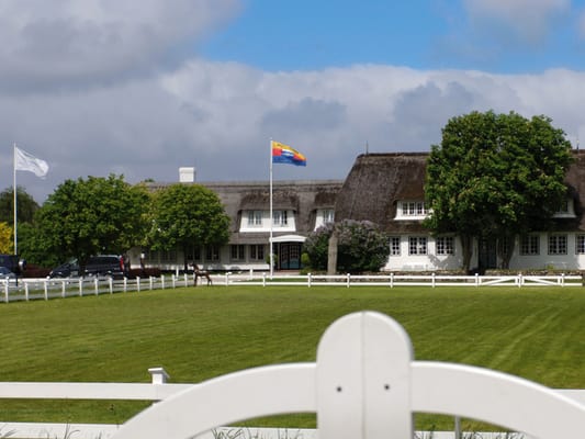 BENEN-DIKEN-HOF . HOTEL . SYLT by null