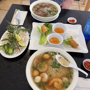 Pho La Jolla - The seafood pho was delicious - Vietnamese Near Me - La Jolla, California Pho La Jolla - The seafood pho was delicious - Vietnamese Near Me - La Jolla, California