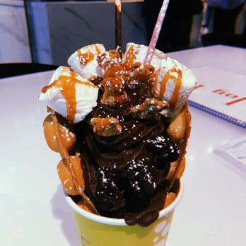 Joy Yee Plus - S'mores waffle - Japanese Near Me - Chicago, Illinois Joy Yee Plus - S'mores waffle - Japanese Near Me - Chicago, Illinois