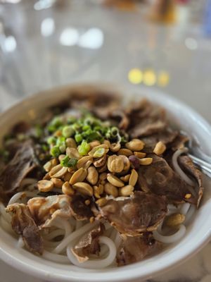 Long Gong Chinese Restaurant by null