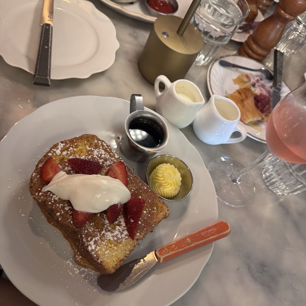 La Fête - Brioche French toast - Wine Bars Near Me - Birmingham, Alabama