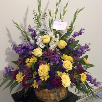 Gunnels Florist - Funeral Service Bouquet - Florists Near Me - Cookeville, Tennessee Gunnels Florist - Funeral Service Bouquet - Florists Near Me - Cookeville, Tennessee