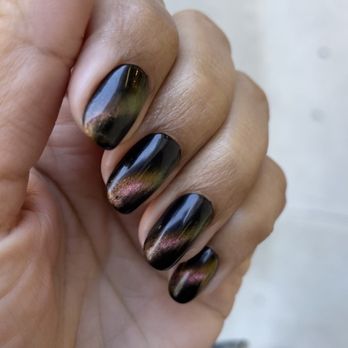 Colorvat Nail Studio - Gel tiger eye infinity - Nail Salons Near Me - New York, New York