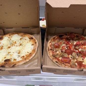 Roostica - Tiny pizzas - Italian Near Me - Key West, Florida