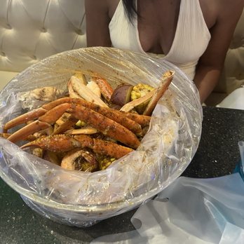 Hana Asian Bistro - 1 lb. Snow Crab Legs & 1 lb. Head OFF Shrimp - Sushi Bars Near Me - Ozone Park, New York Hana Asian Bistro - 1 lb. Snow Crab Legs & 1 lb. Head OFF Shrimp - Sushi Bars Near Me - Ozone Park, New York