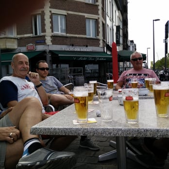 't Licht der Dokken - Stella artois biertjes - Pubs Near Me - Antwerp, VAN 't Licht der Dokken - Stella artois biertjes - Pubs Near Me - Antwerp, VAN