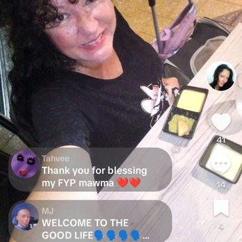 El Tambo Grill - What a blast! You can see my pet carrier beside me at the table - Peruvian Near Me - Miami, Florida El Tambo Grill - What a blast! You can see my pet carrier beside me at the table - Peruvian Near Me - Miami, Florida
