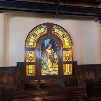 The Old Spaghetti Factory - Interior. Beautiful - Italian Near Me - St. Louis, Missouri