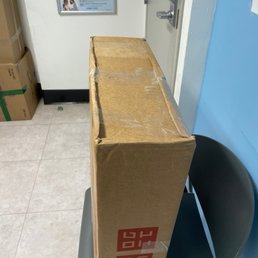Waiting for staff to take my FedEx return. There was someone waiting before me. Waiting for staff to take my FedEx return. There was someone waiting before me.