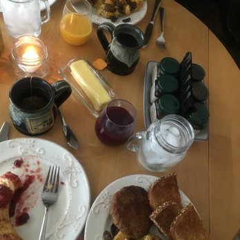 A Newfound Bed & Breakfast - breakfast feast! - Hotels Near Me - Bristol, New Hampshire