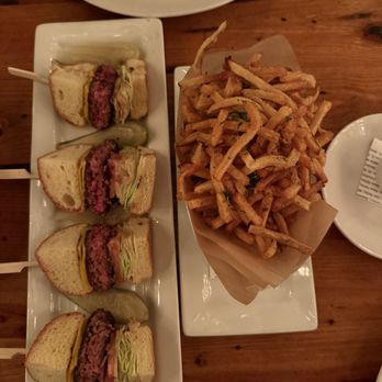 Town Hearth - Burger - American Near Me - Dallas, Texas