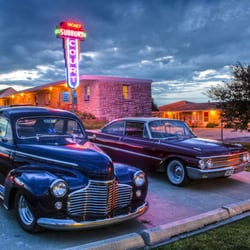 Sudbury Court Motel - Photo taken during our 2008 cross Iowa Cruise (the 1940 Chevy did a cross country Route 6 Trip).